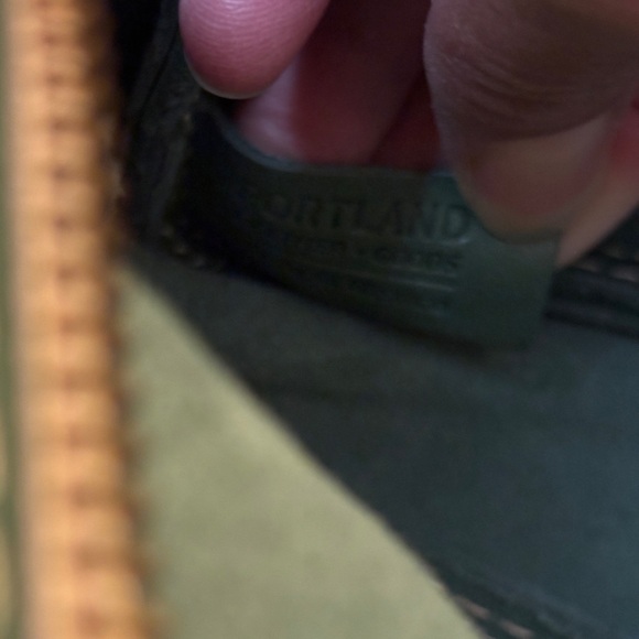 Portland Leather Large Camera Bag Green - Picture 6 of 7